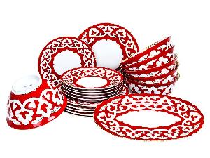 Столовый сервиз Красная Пахта, Turon porcelain, с золотом, 19 предметов Столовый сервиз Красная Пахта, Turon porcelain, с золотом, 19 предметов