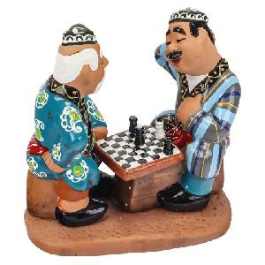 Керамическая фигурка "Шахматисты"