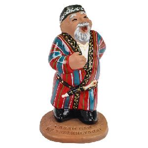Керамическая фигурка "Старик с кинжалом"
